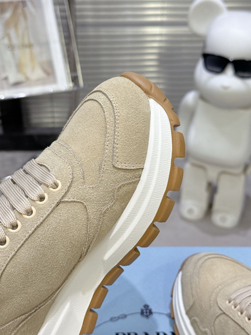 Pra*a sneakers